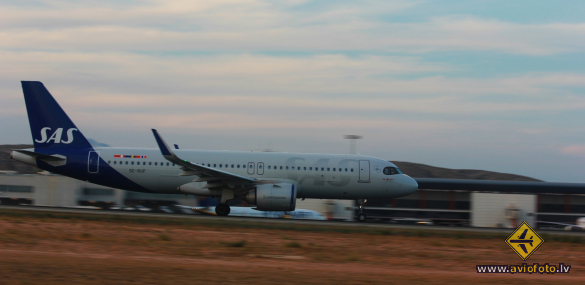 Airbus A320-251N